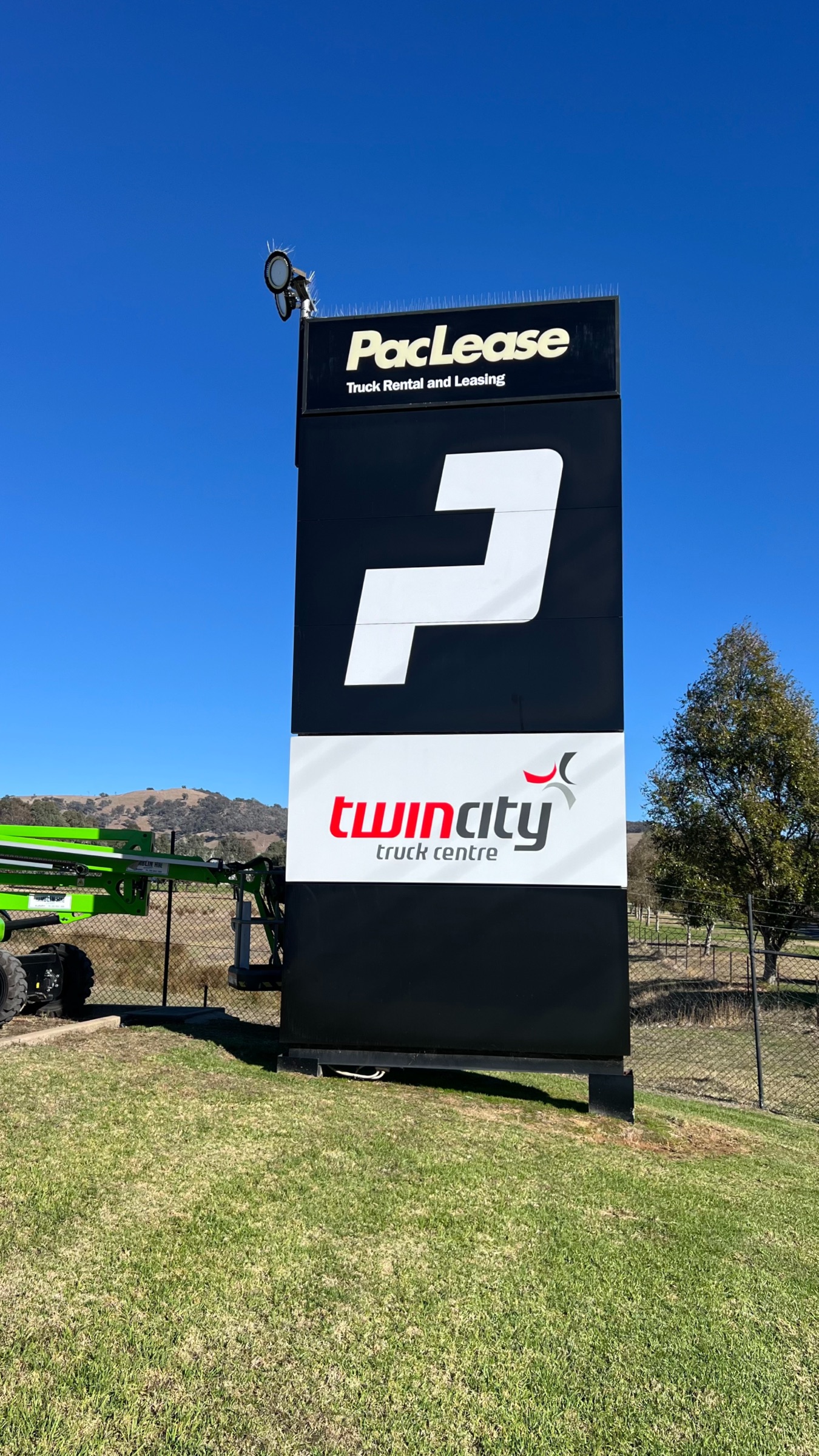 Freestanding Twin City Truck Centre pylon sign